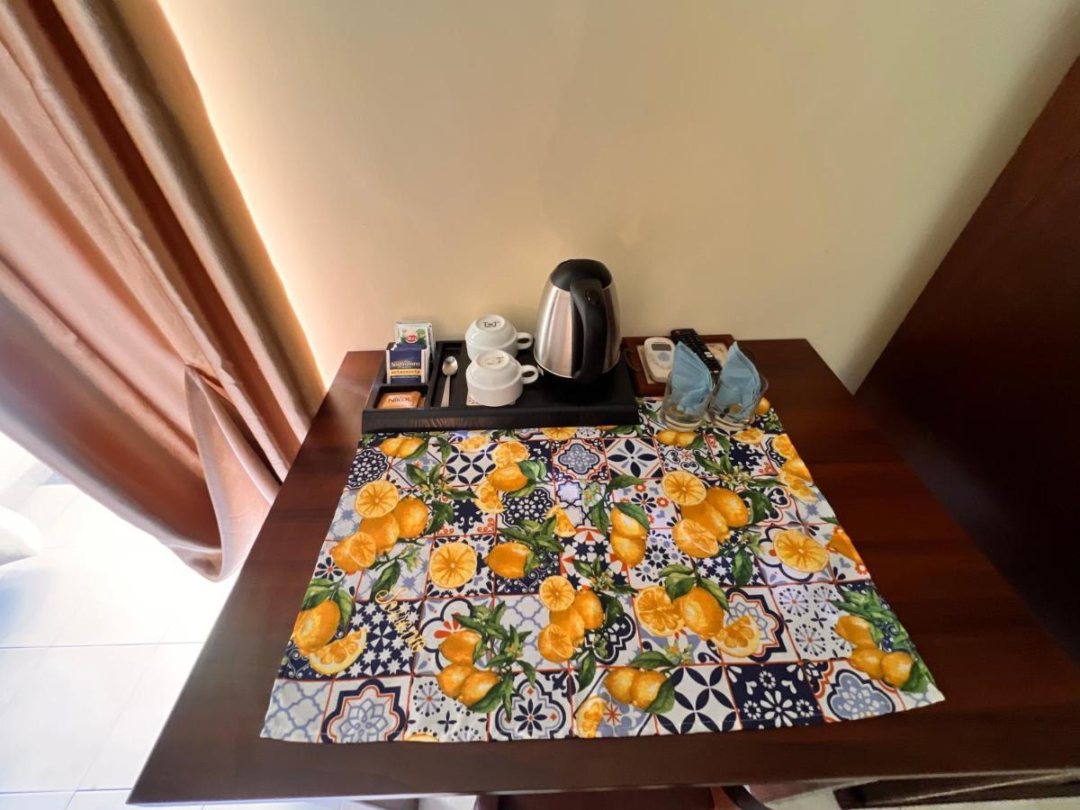 Agriturismo Le Grottelle Villa SantʼAgata sui Due Golfi Dış mekan fotoğraf